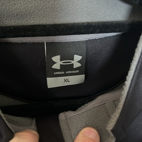 Under Armour Quarter Zip Golf Jacket - Picture 3 of 6